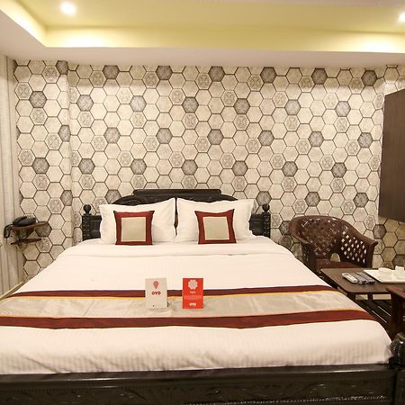 Oyo 9207 Chakri Guest House Visakhapatnam Ngoại thất bức ảnh