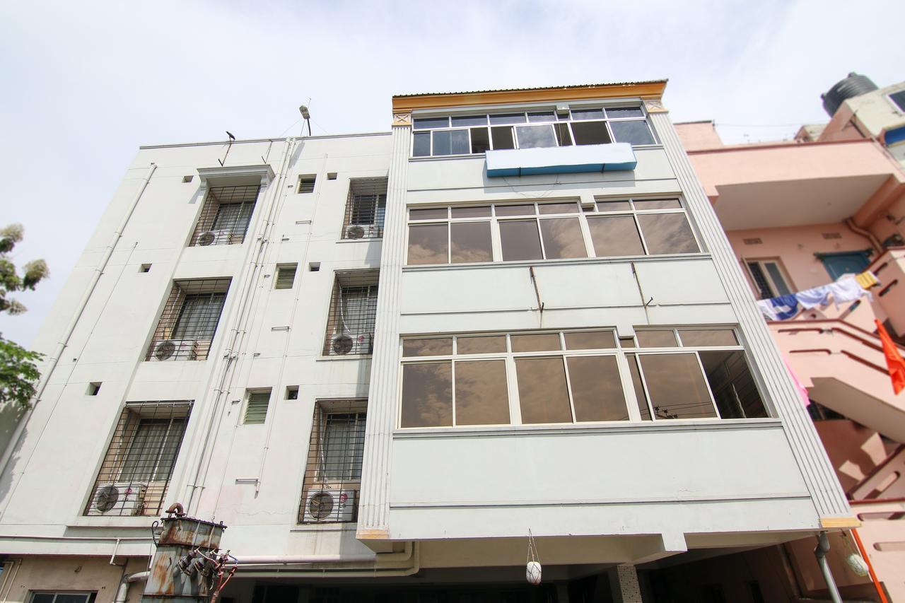 Oyo 9207 Chakri Guest House Visakhapatnam Ngoại thất bức ảnh