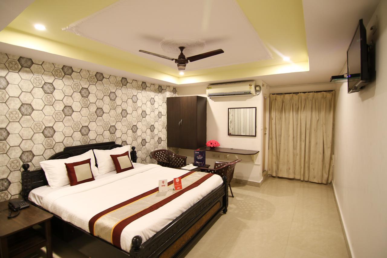 Oyo 9207 Chakri Guest House Visakhapatnam Ngoại thất bức ảnh