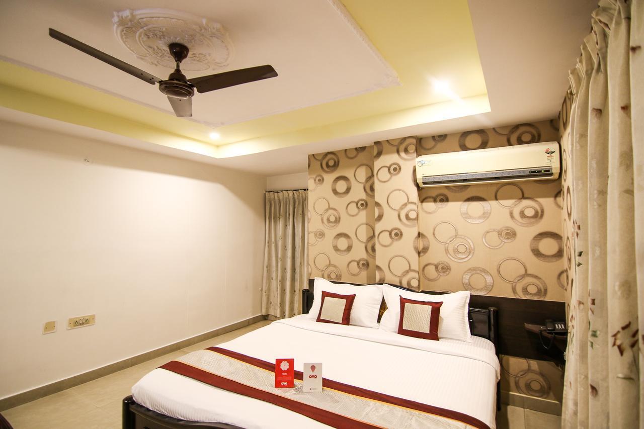 Oyo 9207 Chakri Guest House Visakhapatnam Ngoại thất bức ảnh